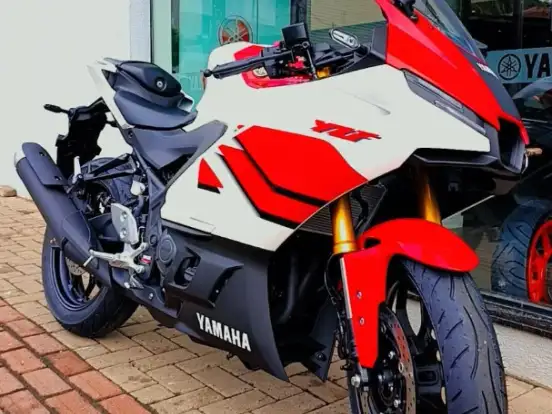 YAMAHA-YZF R3 ABS CONNECTED 70th ANNIVERSARY YAMAHA-YZF R3 ABS CONNECTED 70th ANNIVERSARY-2026