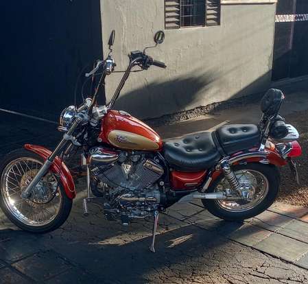 YAMAHA-VIRAGO XV 535-2001