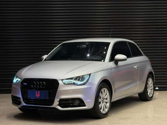 AUDI-A1-2011