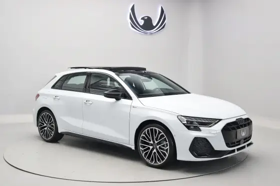 AUDI A3 2.0 40 TFSI GASOLINA SPORTBACK PERFORMANCE BLACK S-TRONIC AUDI A3 2.0 40 TFSI GASOLINA SPORTBACK PERFORMANCE BLACK S-TRONIC