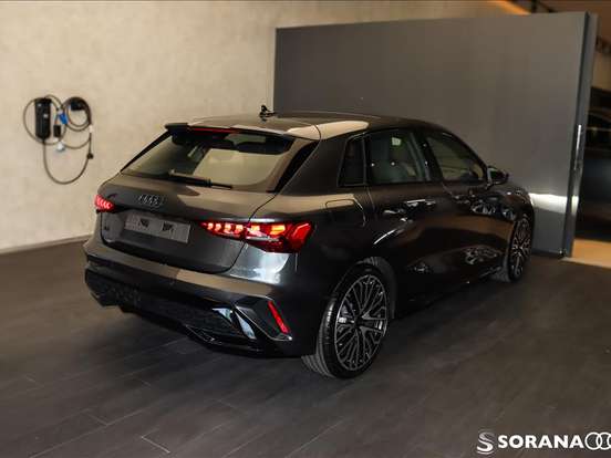 AUDI-A3-2.0 40 TFSI GASOLINA SPORTBACK PERFORMANCE BLACK S-TRONIC AUDI-A3-2025