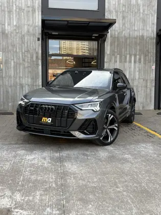 AUDI Q3 2.0 40 TFSI GASOLINA PERFORMANCE BLACK QUATTRO TIPTRONIC AUDI Q3 2.0 40 TFSI GASOLINA PERFORMANCE BLACK QUATTRO TIPTRONIC