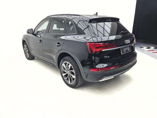 AUDI-Q5-2.0 45 TFSI GASOLINA PRESTIGE QUATTRO S TRONIC AUDI-Q5-2024
