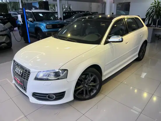 AUDI-S3-2011