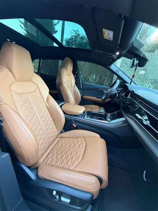 AUDI-RS Q8-2023