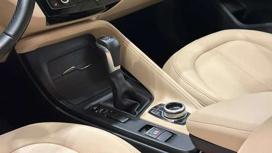 BMW-X1-2.0 16V TURBO ACTIVEFLEX SDRIVE20I 4P AUTOMÁTICO BMW-X1-2016