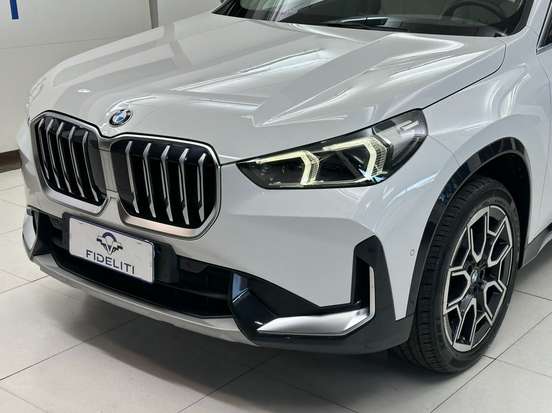 BMW-X1-2023