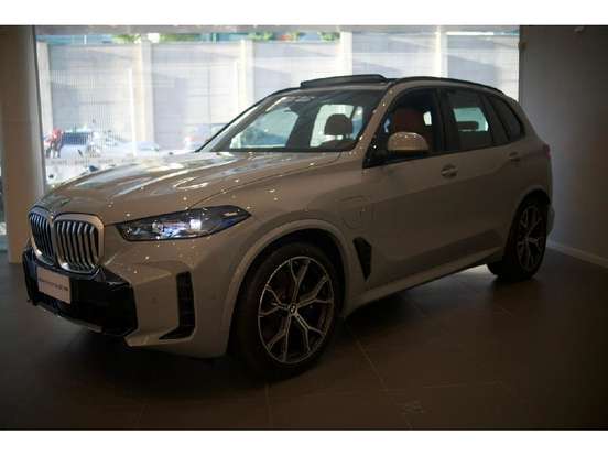 BMW-X5-3.0 I6 TURBO HÍBRIDO XDRIVE50E M SPORT AUTOMÁTICO BMW-X5-2025