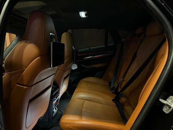 BMW-X6-4.4 M 4X4 COUPÉ V8 32V BI-TURBO GASOLINA 4P AUTOMÁTICO BMW-X6-2017