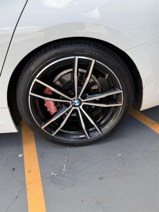 BMW-320i-2020