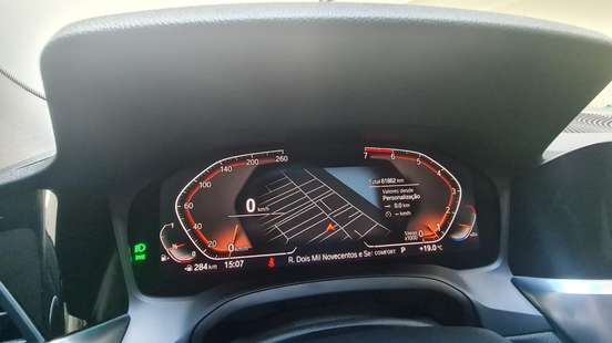 BMW-320i-2019