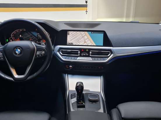 BMW-320i-2.0 16V TURBO GASOLINA SPORT GP AUTOMÁTICO BMW-320i-2019