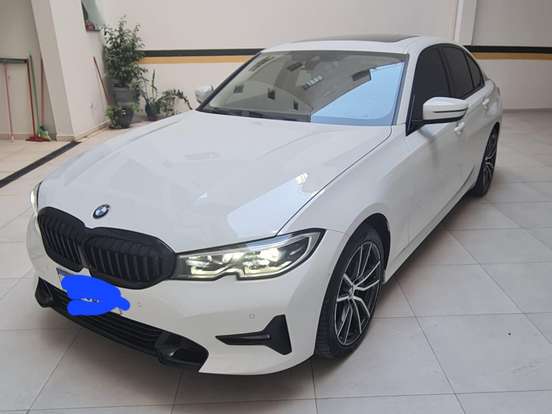 BMW-320i-2.0 16V TURBO GASOLINA SPORT GP AUTOMÁTICO BMW-320i-2019