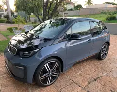 BMW i3 ELÉTRICO eDRIVE UNIQUE FOREVER AUTOMÁTICO BMW i3 ELÉTRICO eDRIVE UNIQUE FOREVER AUTOMÁTICO
