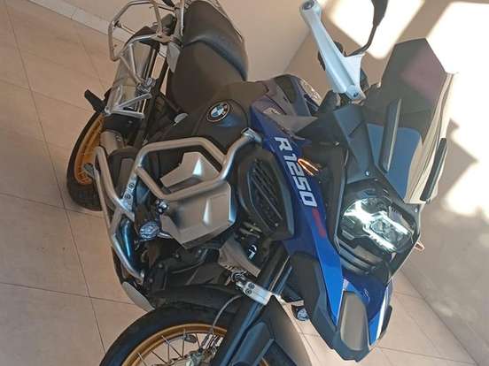 BMW-R 1250 GS ADVENTURE PREMIUM RALLYE BMW-R 1250 GS ADVENTURE PREMIUM RALLYE-2024