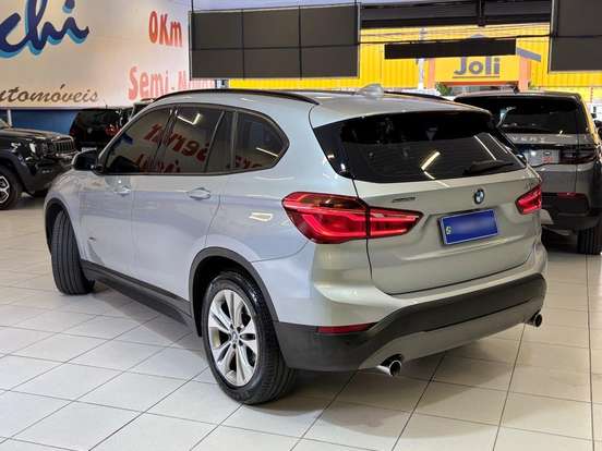 BMW-X1-2.0 16V TURBO ACTIVEFLEX SDRIVE20I X-LINE 4P AUTOMÁTICO BMW-X1-2017