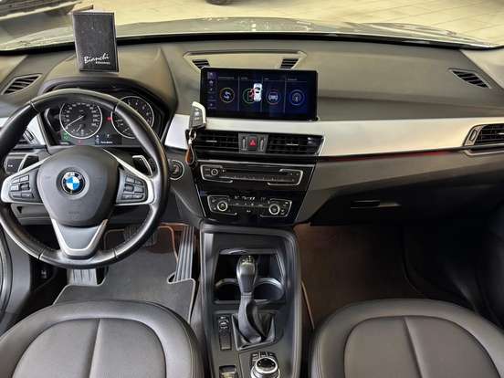 BMW-X1-2.0 16V TURBO ACTIVEFLEX SDRIVE20I X-LINE 4P AUTOMÁTICO BMW-X1-2017