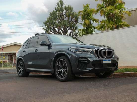 BMW-X5-3.0 I6 TURBO HÍBRIDO XDRIVE45E M SPORT AUTOMÁTICO BMW-X5-2021