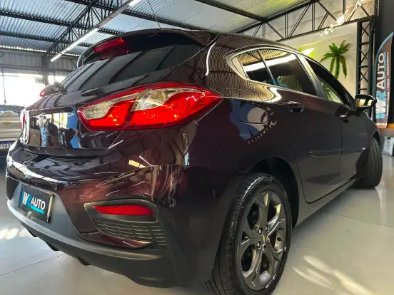 CHEVROLET-CRUZE-2017