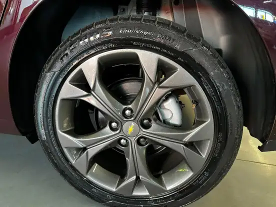 CHEVROLET-CRUZE-2017