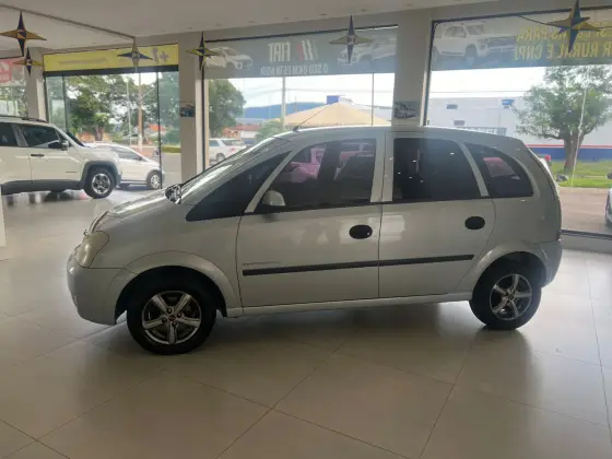 CHEVROLET MERIVA 1.8 MPFI EXPRESSION 8V FLEX 4P AUTOMATIZADO CHEVROLET MERIVA 1.8 MPFI EXPRESSION 8V FLEX 4P AUTOMATIZADO
