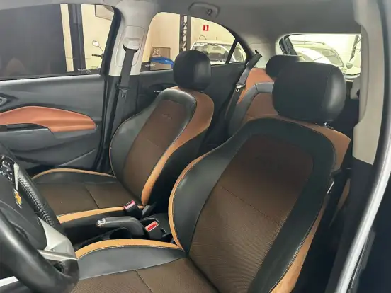 CHEVROLET-ONIX-2017