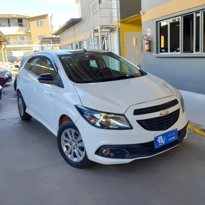 CHEVROLET ONIX 1.4 MPFI LT 8V FLEX 4P MANUAL