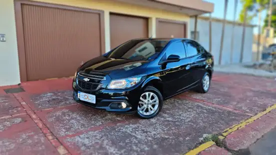 CHEVROLET-PRISMA-2014