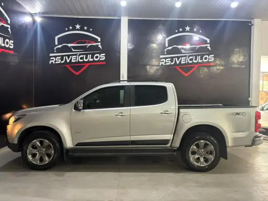CHEVROLET-S10-2.8 16V TURBO DIESEL LTZ CD 4X4 AUTOMÁTICO CHEVROLET-S10-2022
