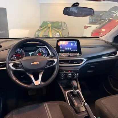 CHEVROLET-TRACKER-2025