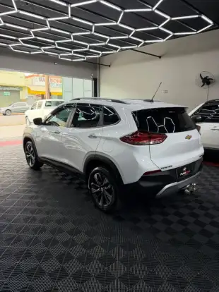 CHEVROLET-TRACKER-2021