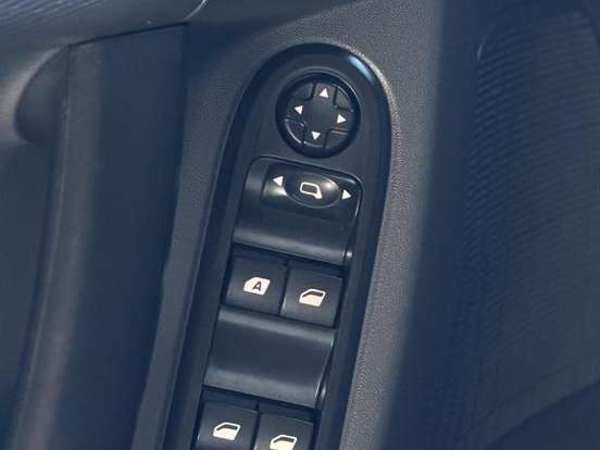 CITROËN-C3-1.6 VTI 120 FLEX ATTRACTION EAT6 CITROËN-C3-2017