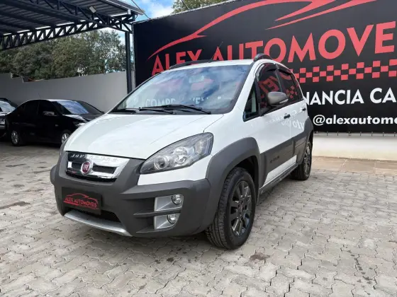 FIAT IDEA 1.8 MPI ADVENTURE 16V FLEX 4P MANUAL FIAT IDEA 1.8 MPI ADVENTURE 16V FLEX 4P MANUAL