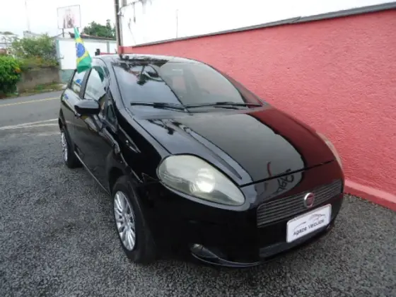 FIAT PUNTO 1.4 ATTRACTIVE 8V FLEX 4P MANUAL FIAT PUNTO 1.4 ATTRACTIVE 8V FLEX 4P MANUAL