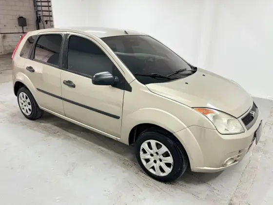 FORD FIESTA 1.0 MPI HATCH 8V FLEX 4P MANUAL FORD FIESTA 1.0 MPI HATCH 8V FLEX 4P MANUAL