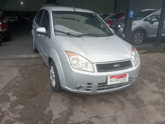 FORD FIESTA 1.6 MPI SEDAN 8V FLEX 4P MANUAL FORD FIESTA 1.6 MPI SEDAN 8V FLEX 4P MANUAL