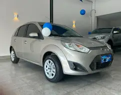 FORD FIESTA 1.6 ROCAM HATCH 8V FLEX 4P MANUAL FORD FIESTA 1.6 ROCAM HATCH 8V FLEX 4P MANUAL