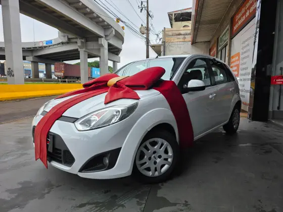 FORD FIESTA 1.6 ROCAM SE 8V FLEX 4P MANUAL
