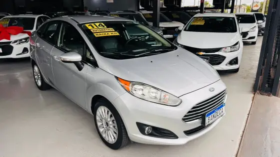 FORD FIESTA 1.6 TITANIUM SEDAN 16V FLEX 4P POWERSHIFT FORD FIESTA 1.6 TITANIUM SEDAN 16V FLEX 4P POWERSHIFT