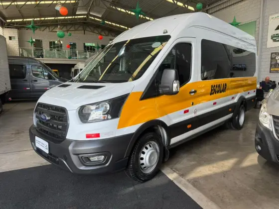 FORD TRANSIT 2.0 ECOBLUE DIESEL MINIBUS 17+1 460E AUTOMÁTICO FORD TRANSIT 2.0 ECOBLUE DIESEL MINIBUS 17+1 460E AUTOMÁTICO