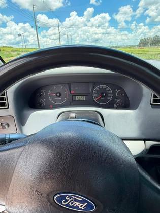 FORD F-250 3.9 XLT 4X2 CS DIESEL 2P MANUAL