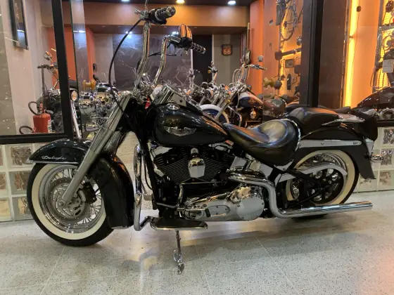 Comprar Moto Harley-Davidson Softail-deluxe a partir de 2004 Usada