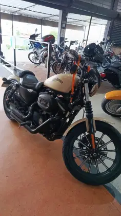 HARLEY-DAVIDSON SPORTSTER XL 883N IRON 