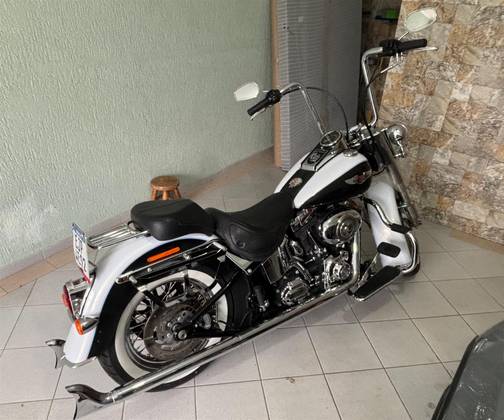 Comprar Moto Harley-Davidson Softail-deluxe a partir de 2004 Usada
