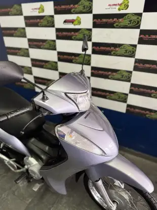 HONDA-BIZ 125 ES-2015