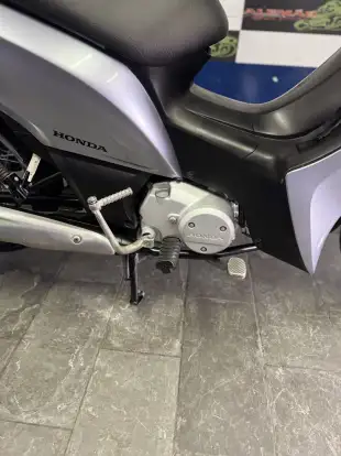 HONDA-BIZ 125 ES-2015