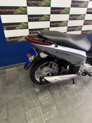 HONDA-BIZ 125 ES-2015