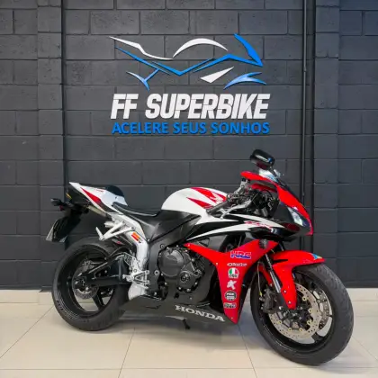 HONDA CBR 600RR HONDA CBR 600RR