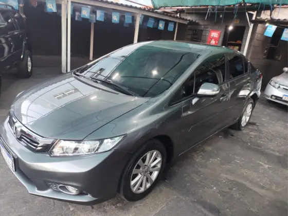 HONDA CIVIC 1.8 LXL 16V FLEX 4P MANUAL HONDA CIVIC 1.8 LXL 16V FLEX 4P MANUAL