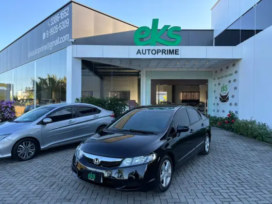 HONDA CIVIC 1.8 LXS 16V FLEX 4P AUTOMÁTICO HONDA CIVIC 1.8 LXS 16V FLEX 4P AUTOMÁTICO